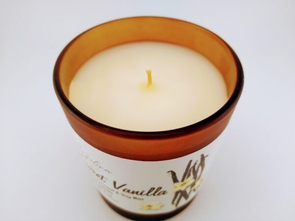 Sweet Vanilla Scented Candle